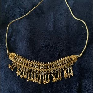 Beautiful cold color necklace